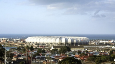 Обир беляза откриването на стадион за Мондиал 2010