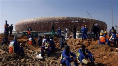 Втори ден продължава стачката на строителите на стадионите в ЮАР