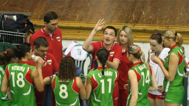 Волейболистките паднаха от Турция, играят за третото място