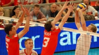 Националите ни по волейбол пак паднаха от Полша в контрола