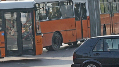 Бой за Левски в автобус