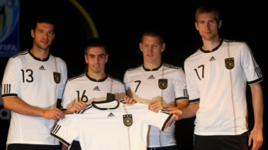 Показаха екипа на Германия за Мондиал 2010