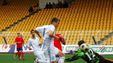 Черноморец записа победа в дербито при младшата възраст