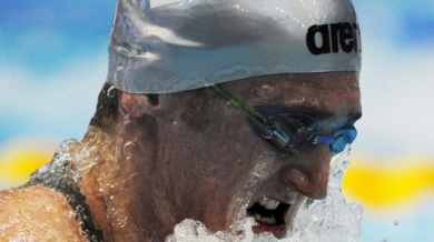 Южноафриканец счупи пореден рекорд в плуването