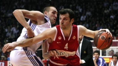 Гръцка баскетболна звезда със свински грип