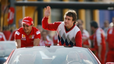 Алонсо кара скришом болид на Ферари