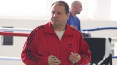 Треньор №1 за 2009 година е Петър Лесов