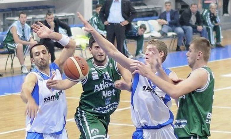 Георги Давидов (вляво) вече тренира с Балкан/снимка: bulgarianbasket.com