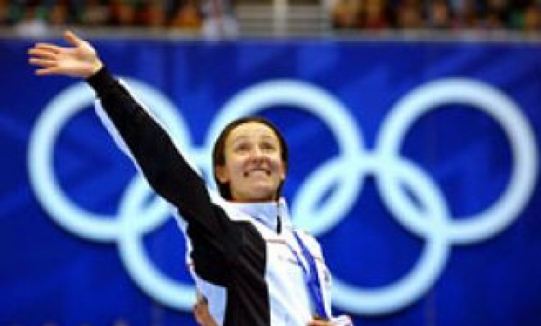 В Солт Лейк Сити Евгения Раданова стана първият български спортист с два медала от една зимна олимпиада