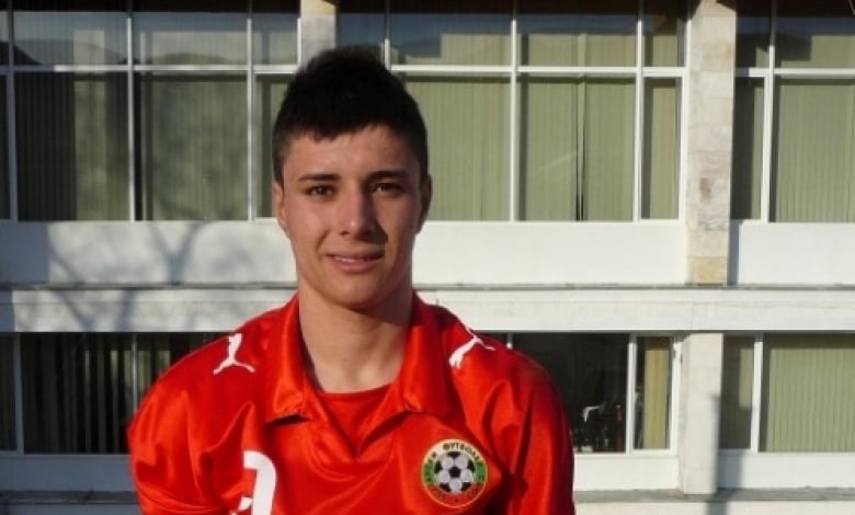 Мартин Кожухаров от Реал (Мадрид) е голямата звезда на юношеския ни национален отбор /снимка &quot;Гонг&quot;
