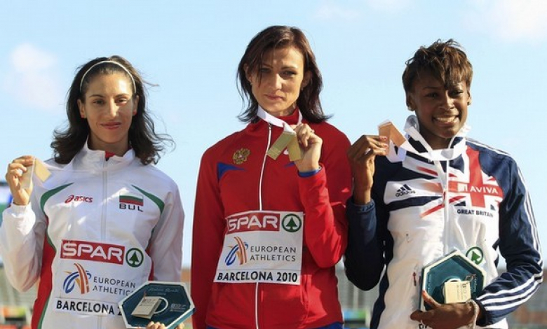 Стамболова и Антюх с медалите си в Барселона