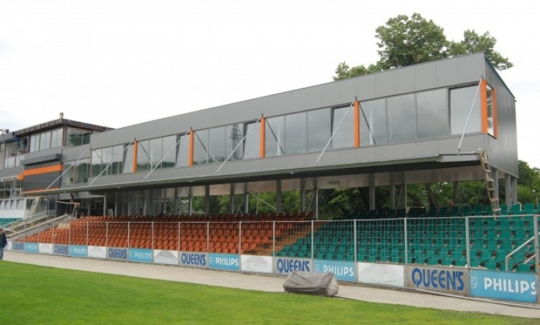 Градски стадион в Ловеч