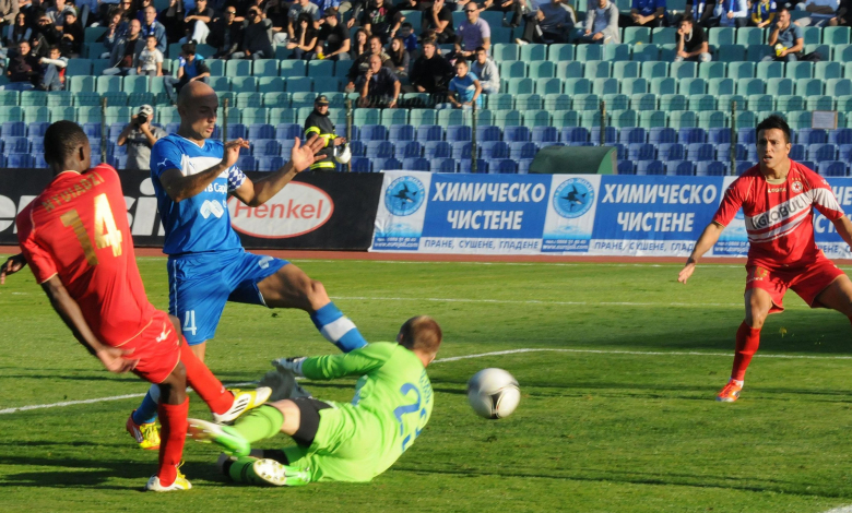 Кадър от дербито през октомври 2012 година, ЦСКА - Левски 1:0