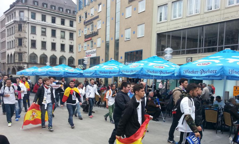 Испански знамена се веят в баварската столица