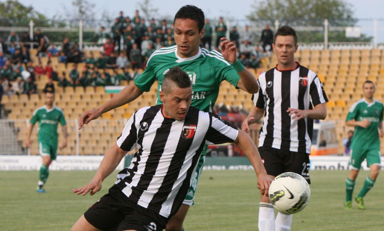 Лудогорец и Локомотив (Пловдив) играха последния извънстоличен финал за Купата на България през 2012 година