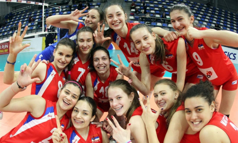 Доволните националки на Сърбия /Снимка: volleyball.bg