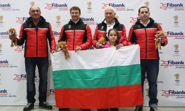 Красимир Анев (вторият от ляво на дясно) стартира втори в спринта
