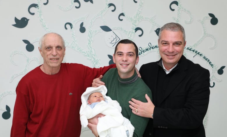 Четири поколения Станкови - прадядото Борис, дядото Александър и таткото Борис