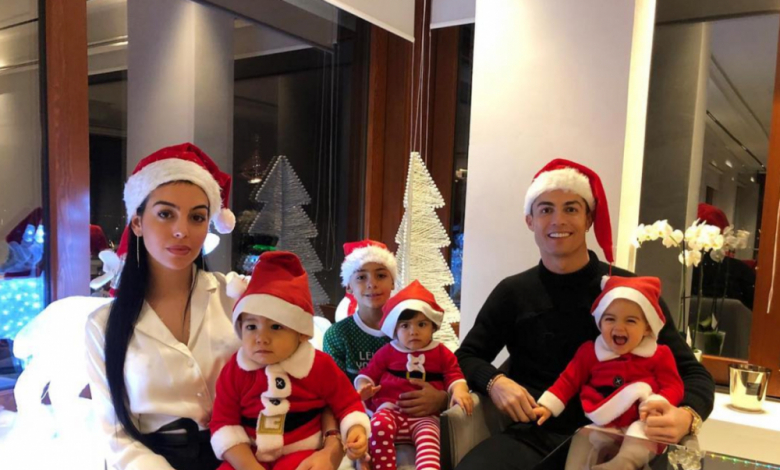 Кристиано Роналдо с Джоржджина и децата