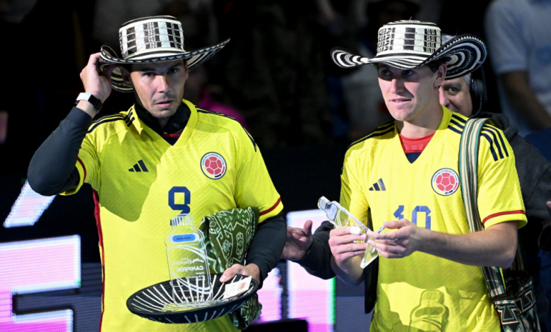 Надал и Рууд с фланелки на националния отбор на Колумбия /Снимка: Profimedia.bg