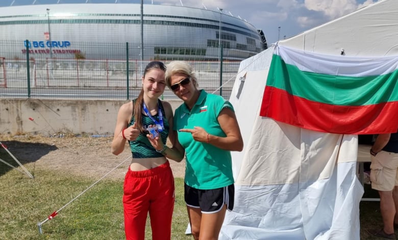 Радина Величкова с треньорката си Ива Пранджева
