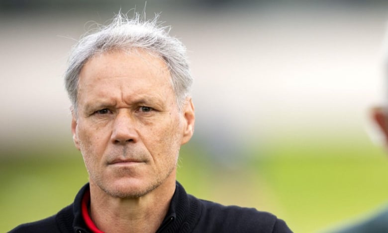 Ван Бастен: Бях най-великият в света, сега пълзя на четири крака