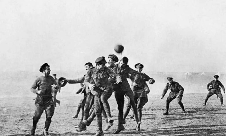 Чудото, което спря войната на Коледа!