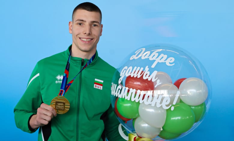 Снимка: startphoto