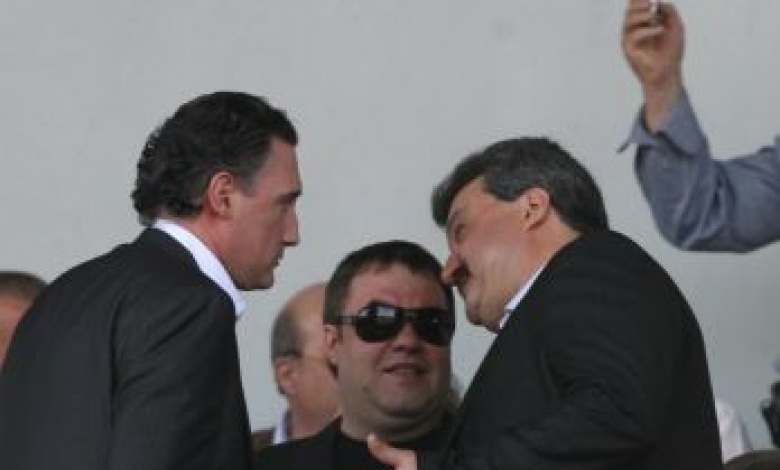 Членът на Надзорния съвет на ЦСКА Кирил Домусчиев и Тодор Батков
Снимка: спортлайн
