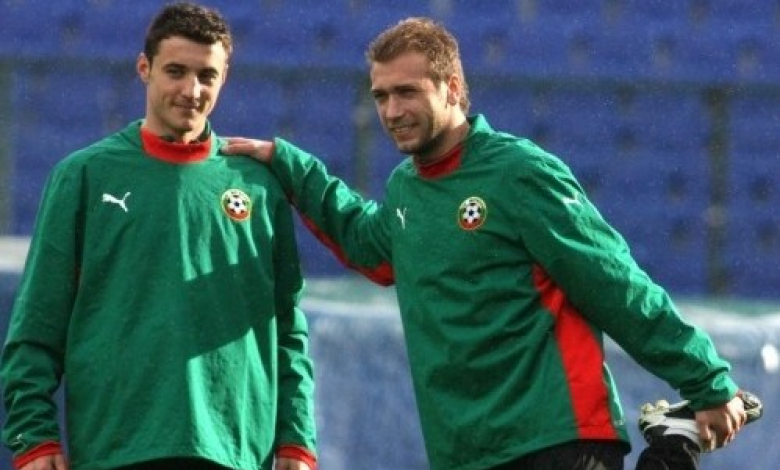 Михаил Венков (вдясно) отново ще играе за България