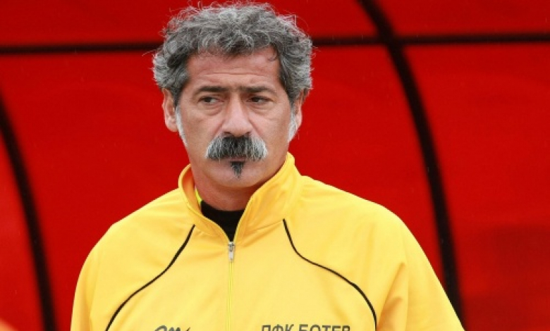 Треньорът Пичони може доволно да засуче мустака си - още двама италианци идват в Ботев