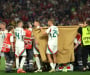 Кошмар на мач от Евро 2024, откараха футболист в болница