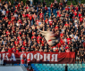 Фенове на ЦСКА с геройска проява, спасяват хора от пожар след екшъна на баража