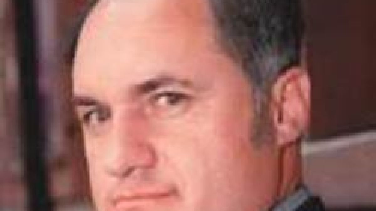 Кольо Парамов: Трябва да се прекрати изнасянето на пари към офшорните зони 