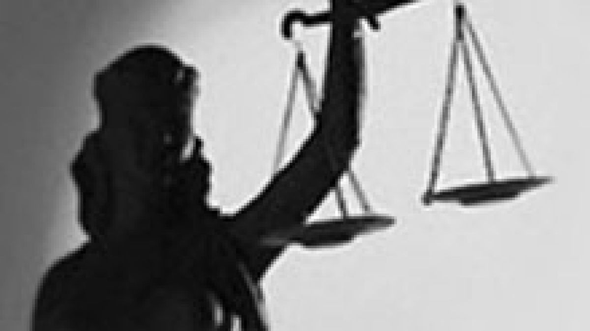 Една година условно за турските бракониери