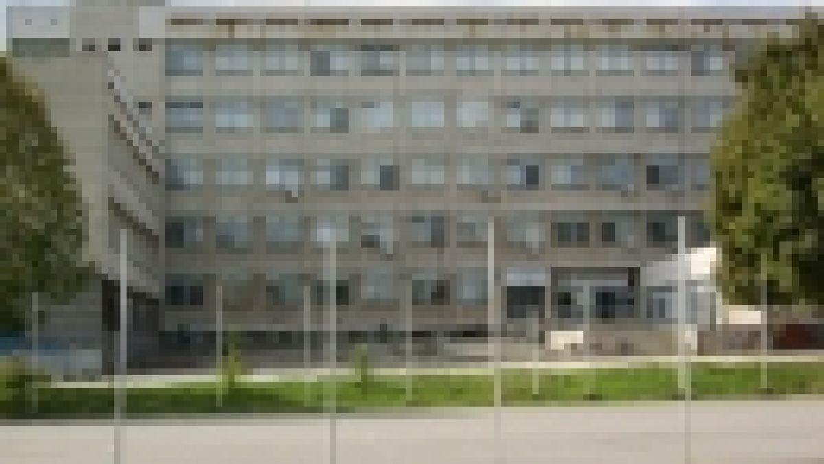 Четвъртокласник почина в училище