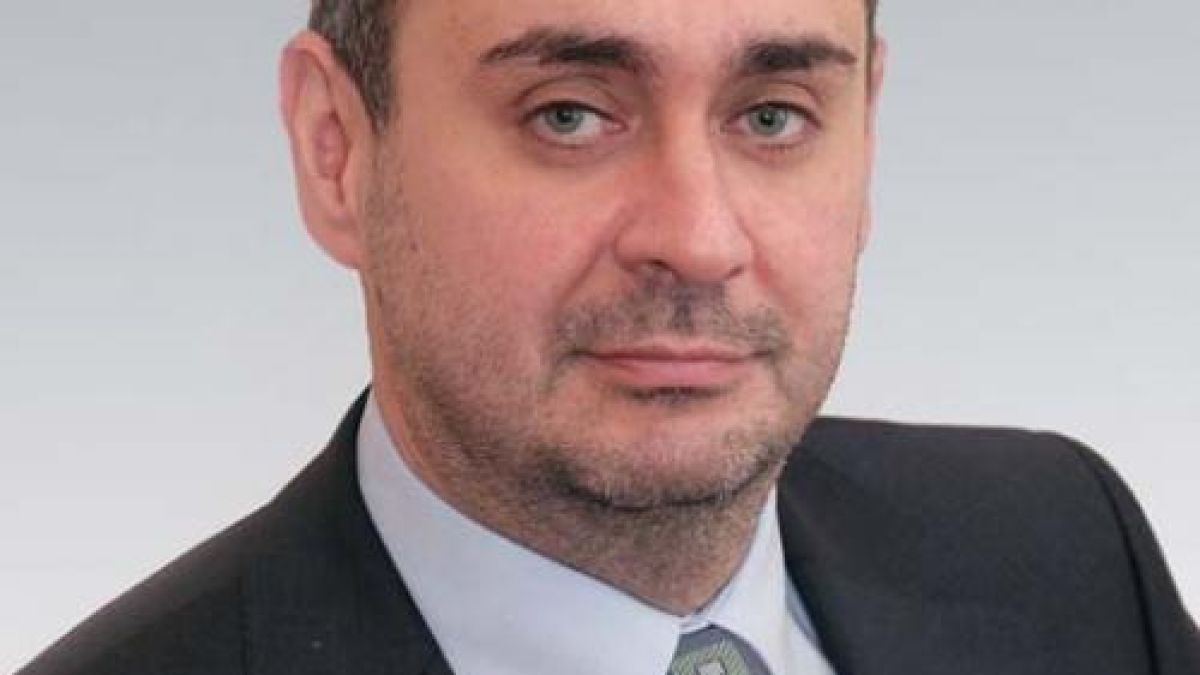 Велчев: Много популярно стана защитата да се извършва не в съда, а в медиите