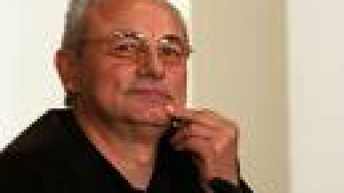 Доган писа отличен на писта за четириколки