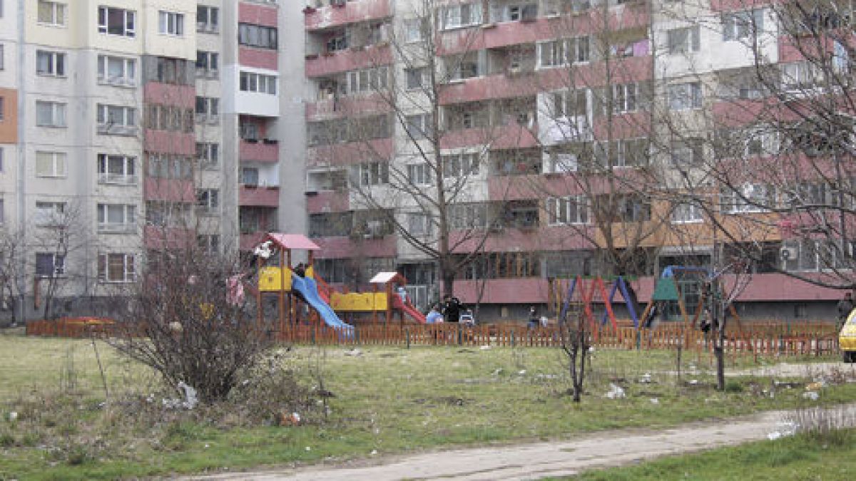 Гонят показно 15 общински длъжници
