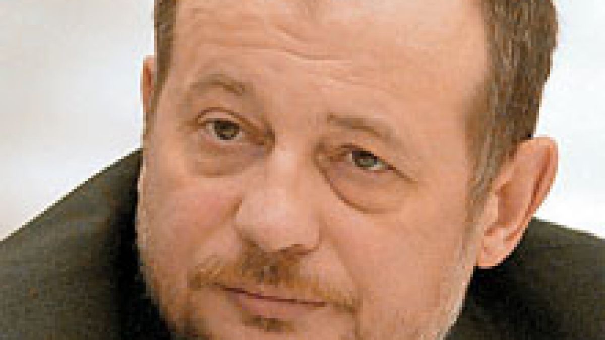 Докато ние губим, олигарсите направо се разоряват