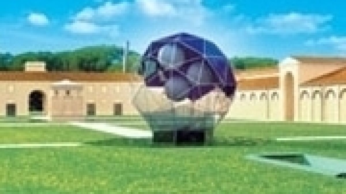 Проектираха фотоволтаична централа като диамант

