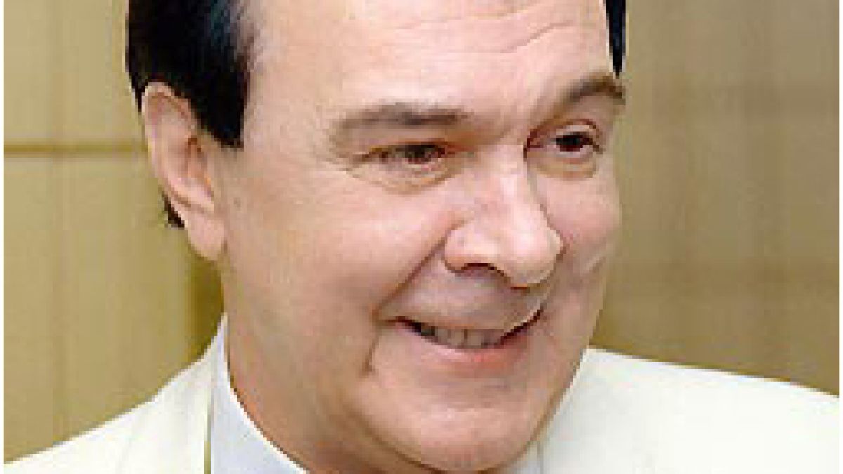 Почина Муслим Магомаев