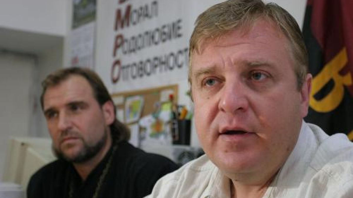 Каракачанов: Смъртта на Емин показва нови процеси в ДПС 