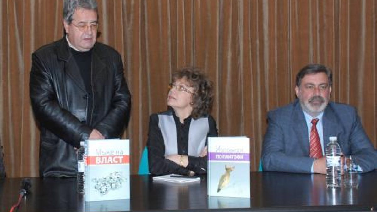 Валерия Велева представи книгите си в Хасково