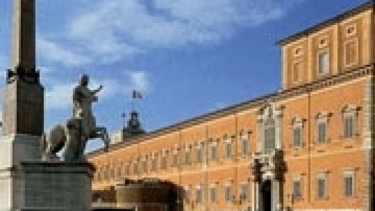 Италианският президент реже 10 млн.евро от бюджета си
