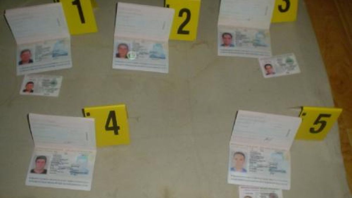 Постоянен арест за албанец фалшификатор