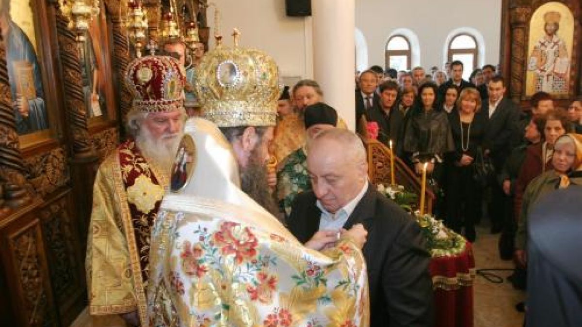 Гергов получи църковен орден от митрополията
