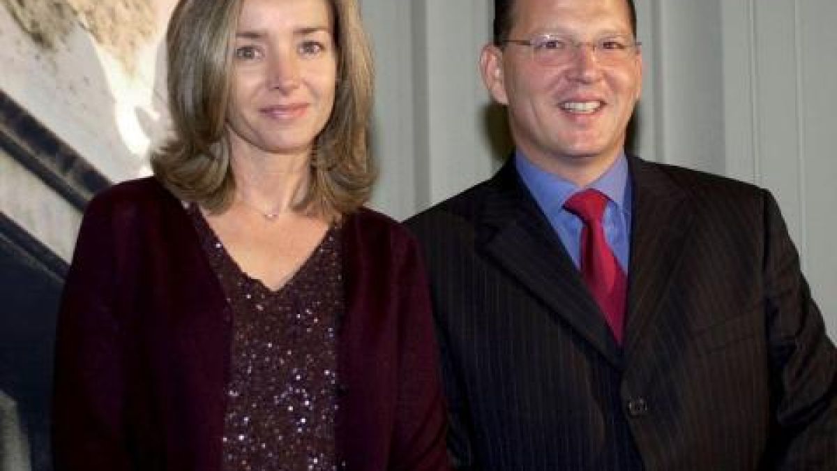 Служат молебен за Кардам, семейството му вече е в Мадрид 