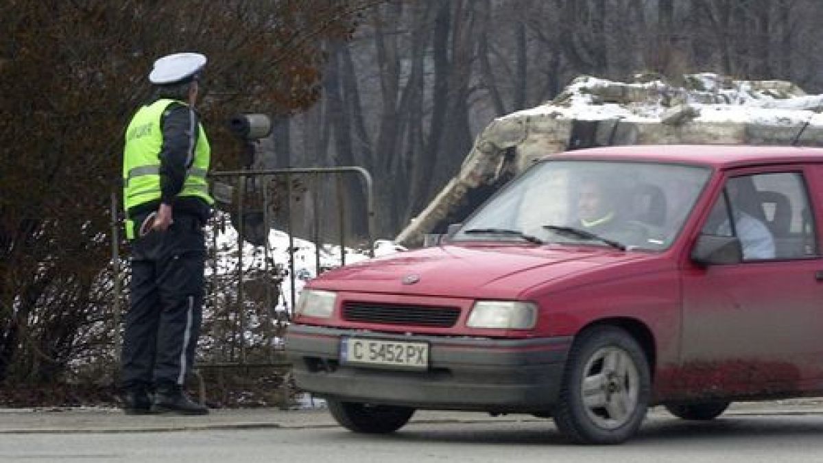 Нова техника за контрол на скоростта по пътищата 
