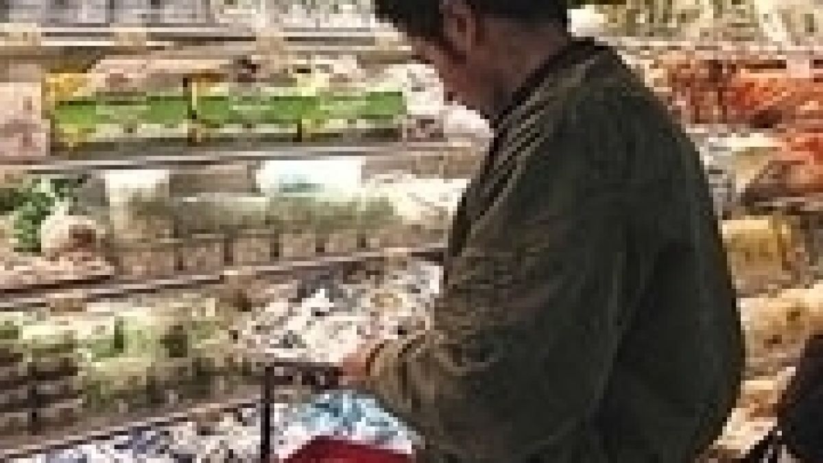Все повече римляни крадат в супермаркетите от нужда